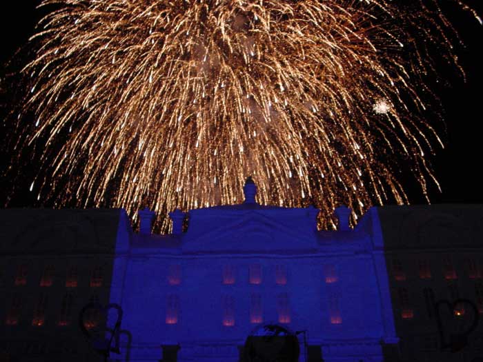 20010218dc516b.jpg (62366 oCg)