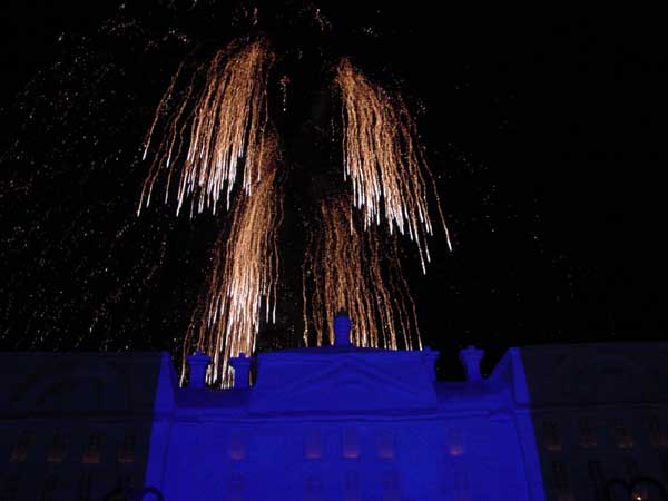 20010218dc518b.jpg (23216 oCg)
